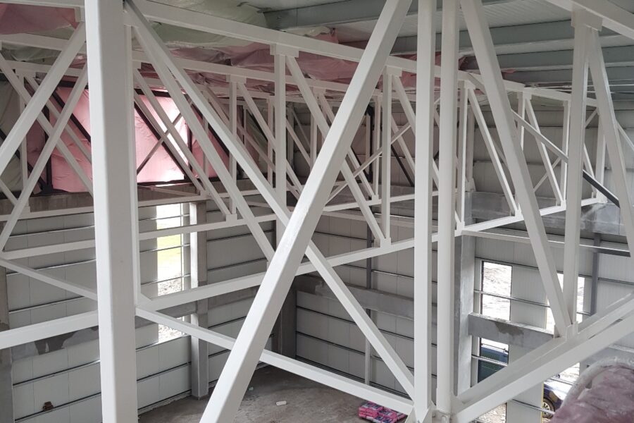 Termoprotecție pentru structuri metalice – tipuri de soluții de termoprotecție